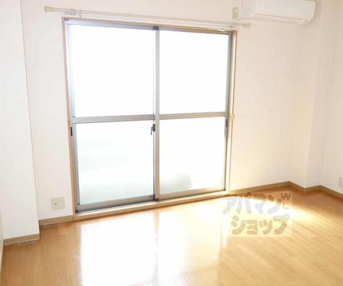 【ＥＡＲＴＨ　ＣＯＵＲＴ　清水】間取