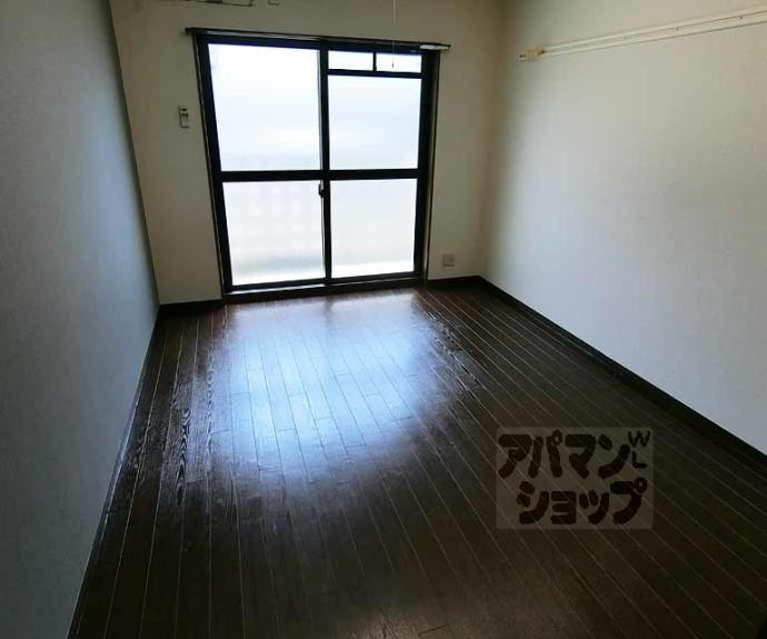 【フェイム西ノ京】間取