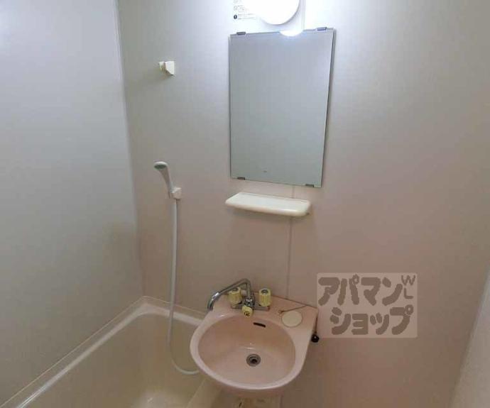 【フェイム西ノ京】間取