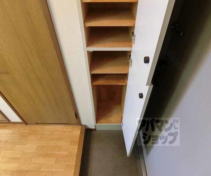 【フェイム西ノ京】間取