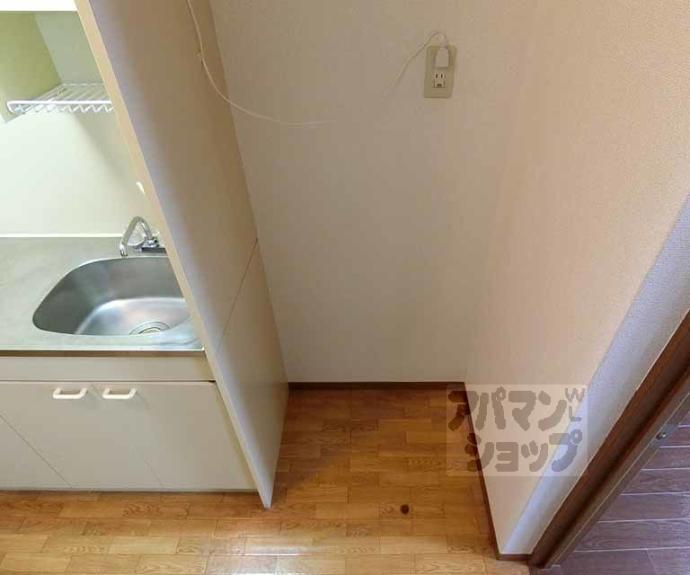 【フェイム西ノ京】間取