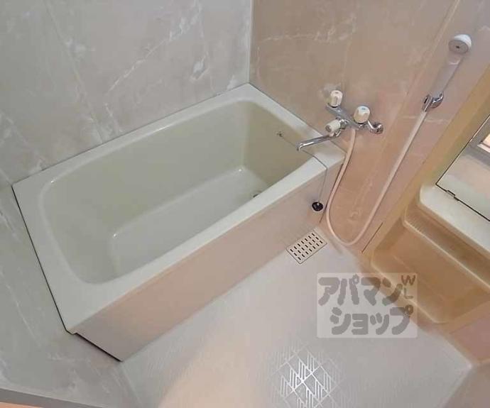 【ライオンズマンション四条西洞院】間取