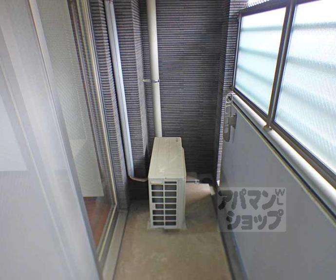 【エターナルコート三条】間取