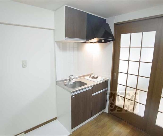 【カーサ八星】間取