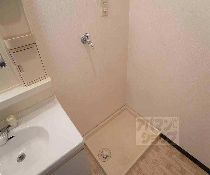 【Ｃａｓａ　Ｃｒｅｍａ】間取