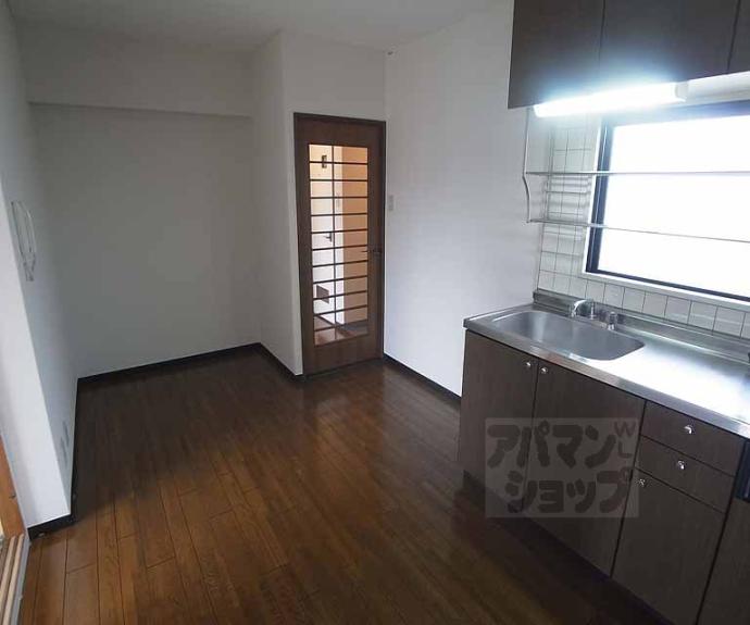 【Ｃａｓａ　Ｃｒｅｍａ】間取