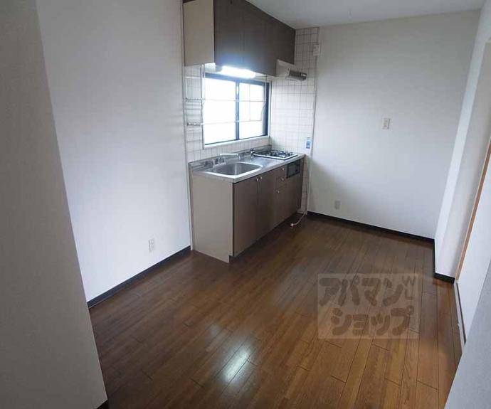 【Ｃａｓａ　Ｃｒｅｍａ】間取