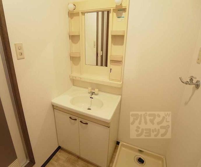 【Ｃａｓａ　Ｃｒｅｍａ】間取