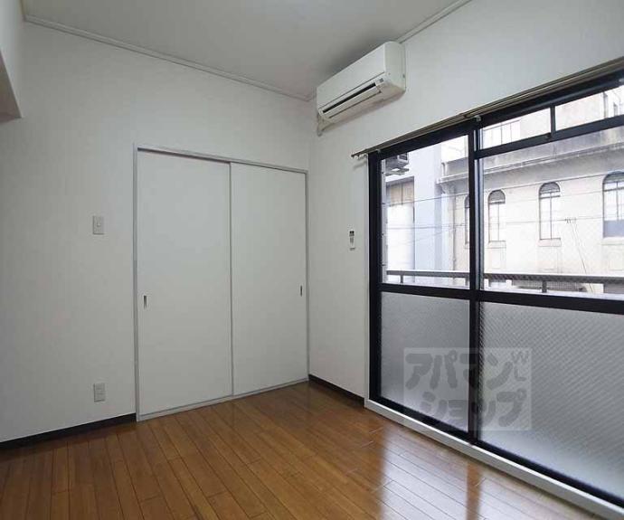 【Ｃａｓａ　Ｃｒｅｍａ】間取