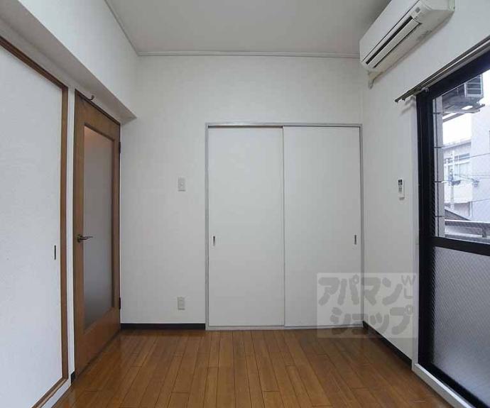 【Ｃａｓａ　Ｃｒｅｍａ】間取