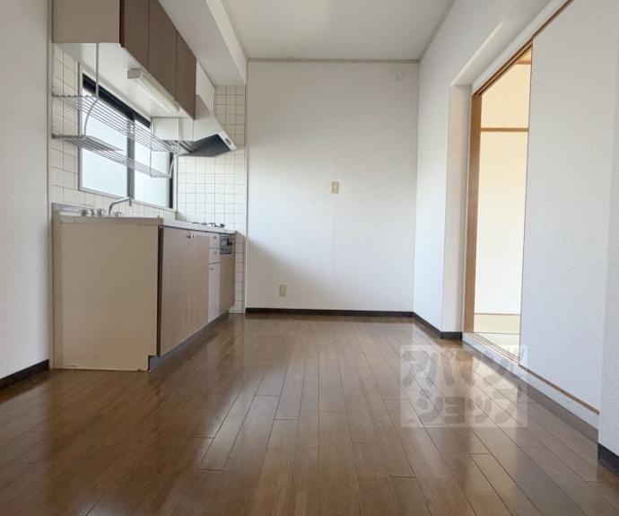 【Ｃａｓａ　Ｃｒｅｍａ】間取