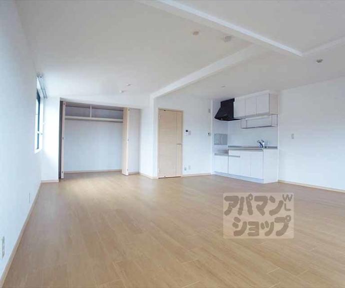 【ウィンド岩倉】間取