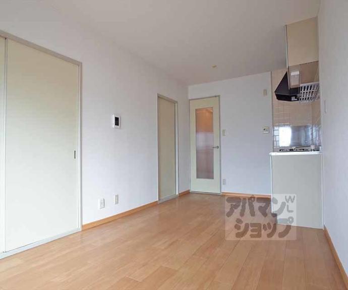 【ウィンド岩倉】間取