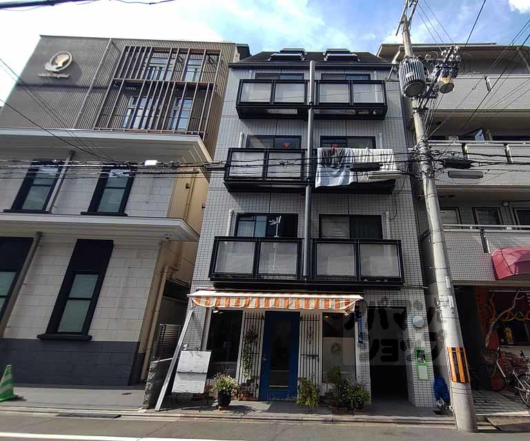 バインオークインレット
