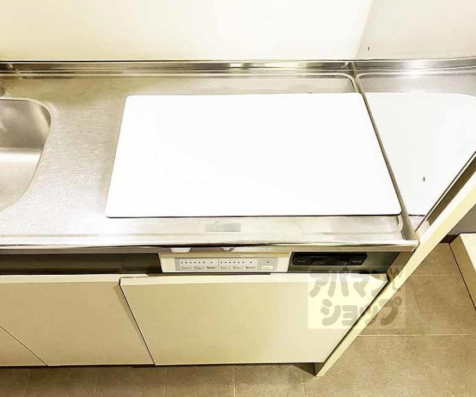 【ラフィーネ御所西】間取