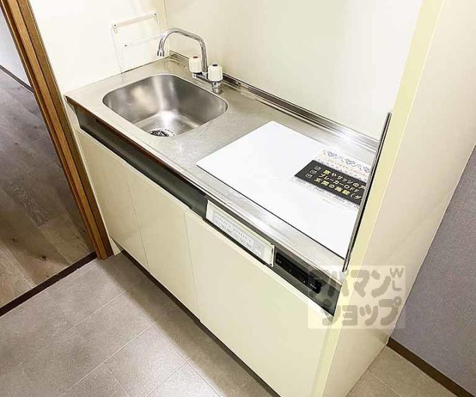 【ラフィーネ御所西】間取