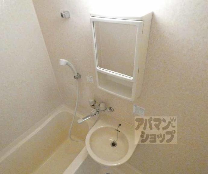 【ＧＡＴＯ　Ｄ．Ｍ　北山】間取