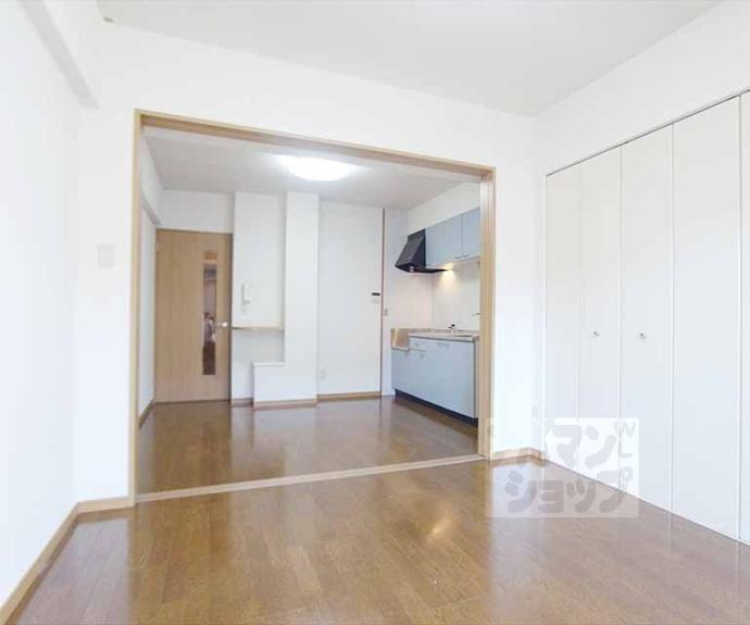 【イーストポイントM】間取