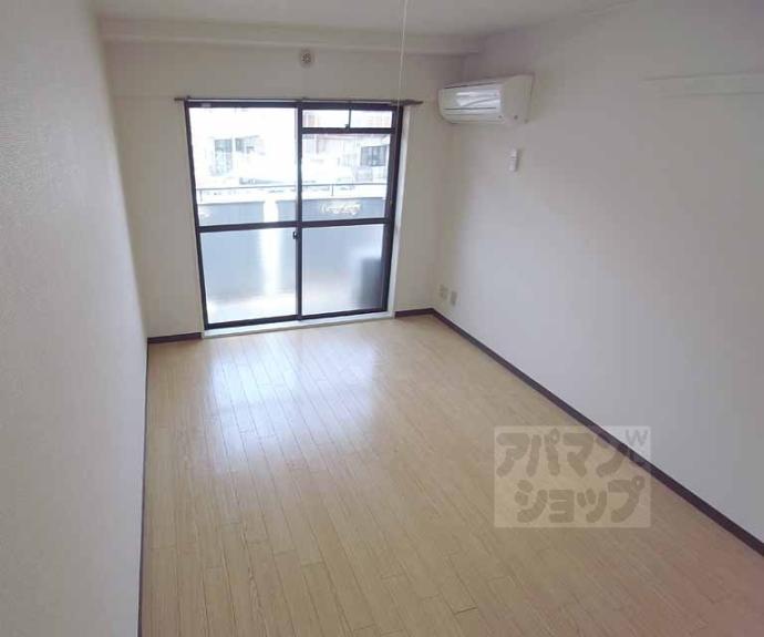 【デトム・ワン城南宮道】間取