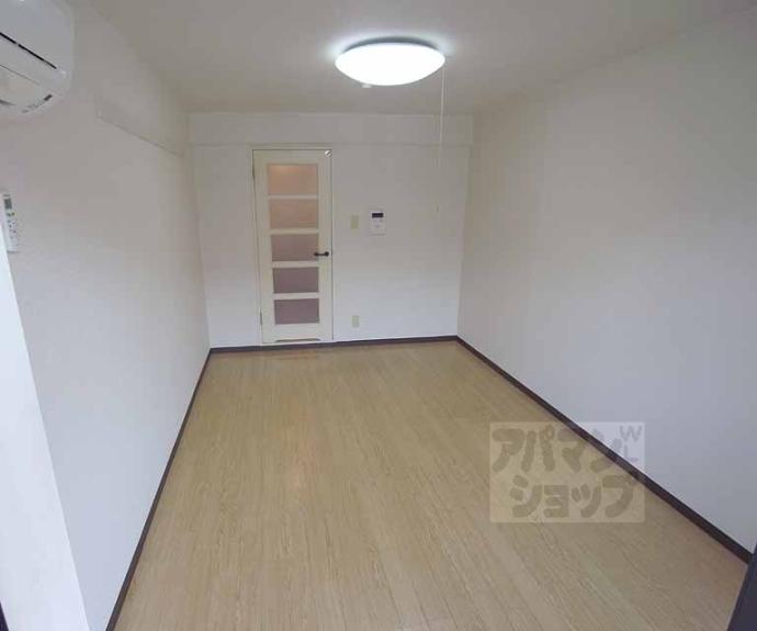 【デトム・ワン城南宮道】間取