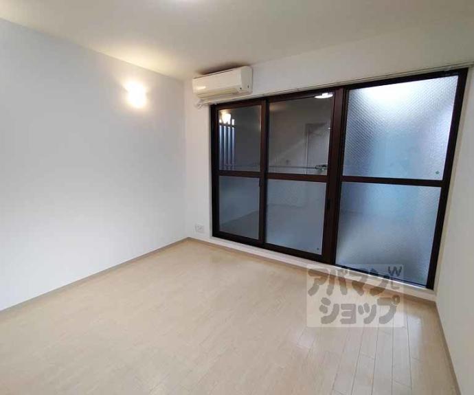 【ネオガーランド御所南】間取