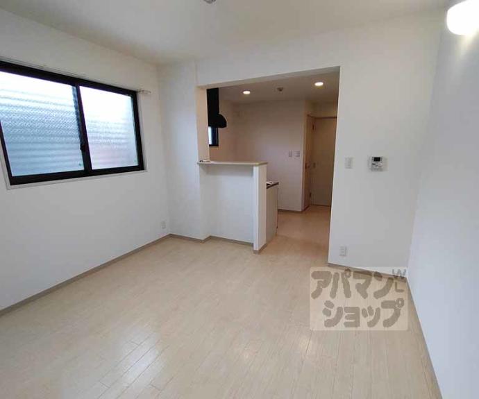 【ネオガーランド御所南】間取