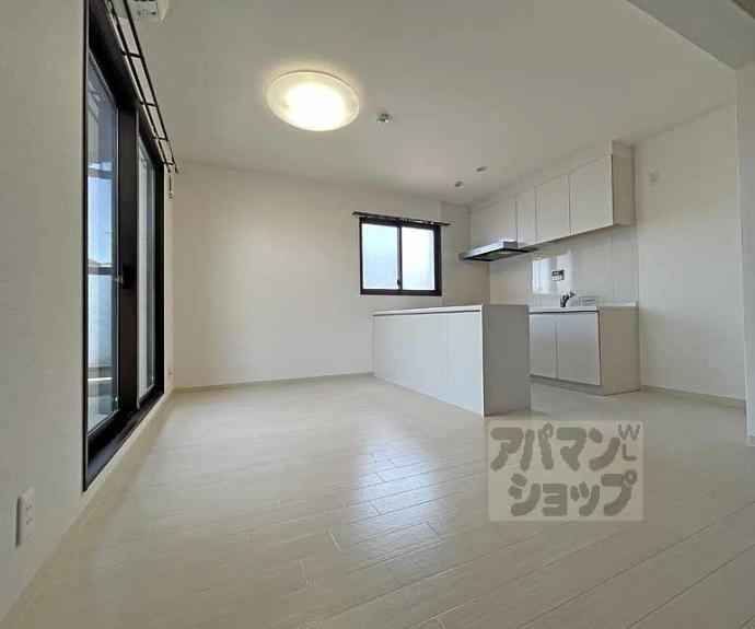 【ネオガーランド御所南】間取