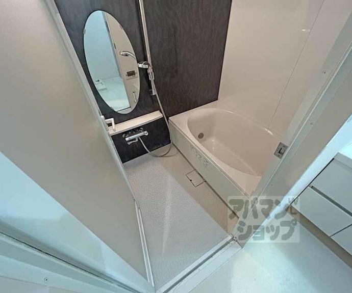 【ネオガーランド御所南】間取