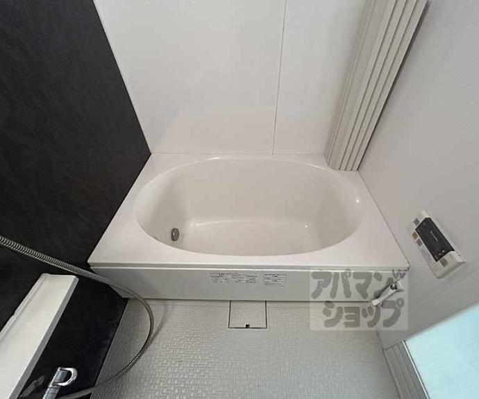 【ネオガーランド御所南】間取