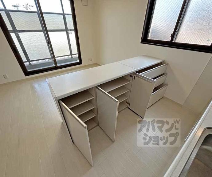 【ネオガーランド御所南】間取