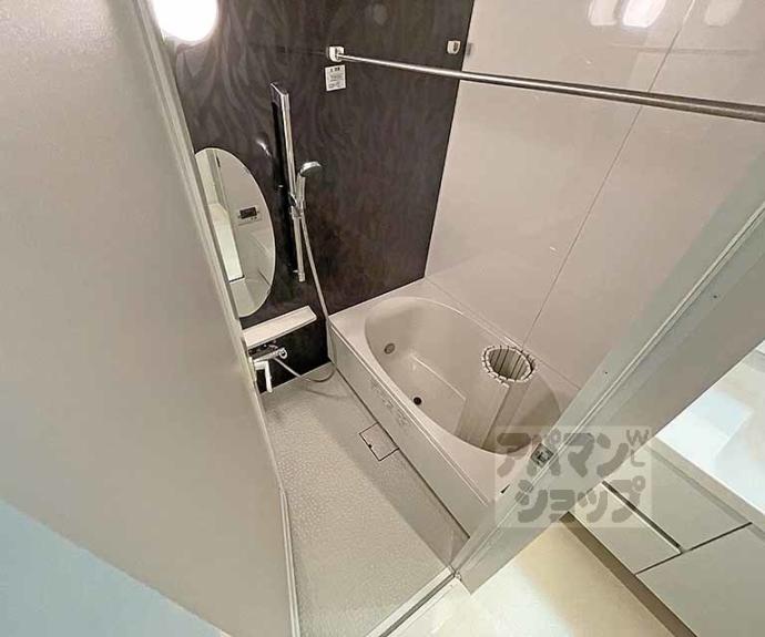 【ネオガーランド御所南】間取