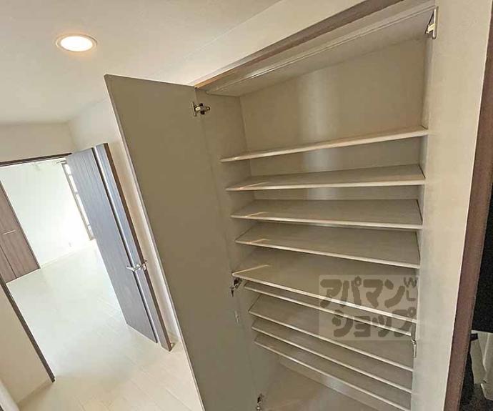 【ネオガーランド御所南】間取