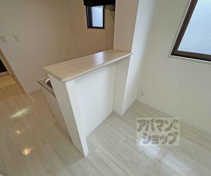 【ネオガーランド御所南】間取