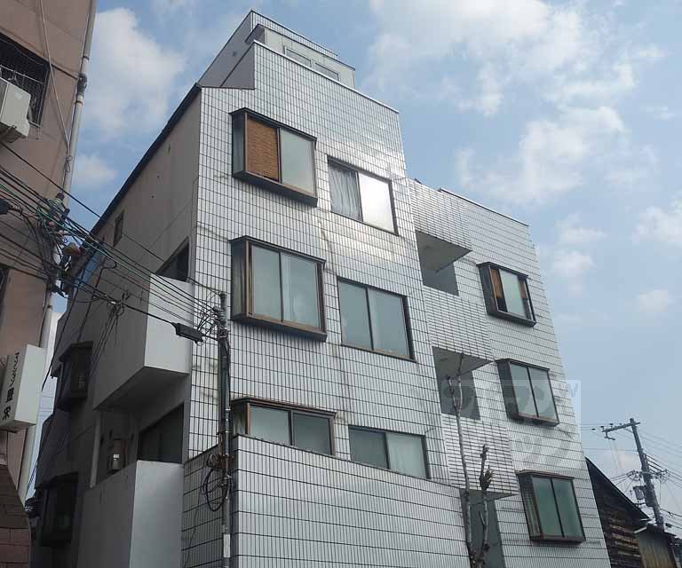 ポーシェ鴨川