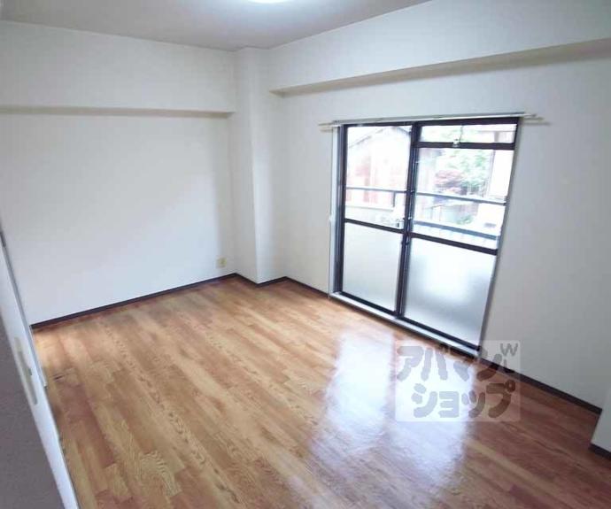 【オンジェームＫ】間取