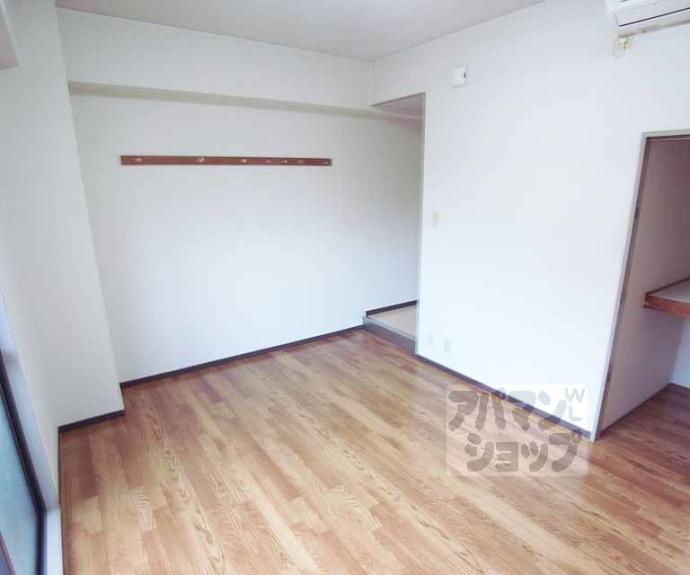 【オンジェームＫ】間取