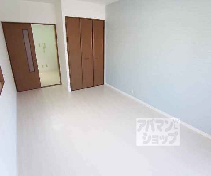 【ヴィラパーシモン】間取