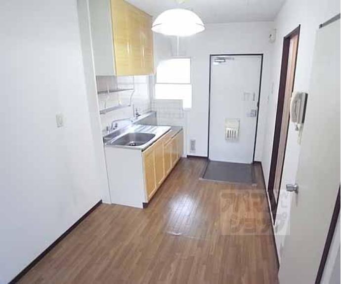 【ビラージュ深草】間取