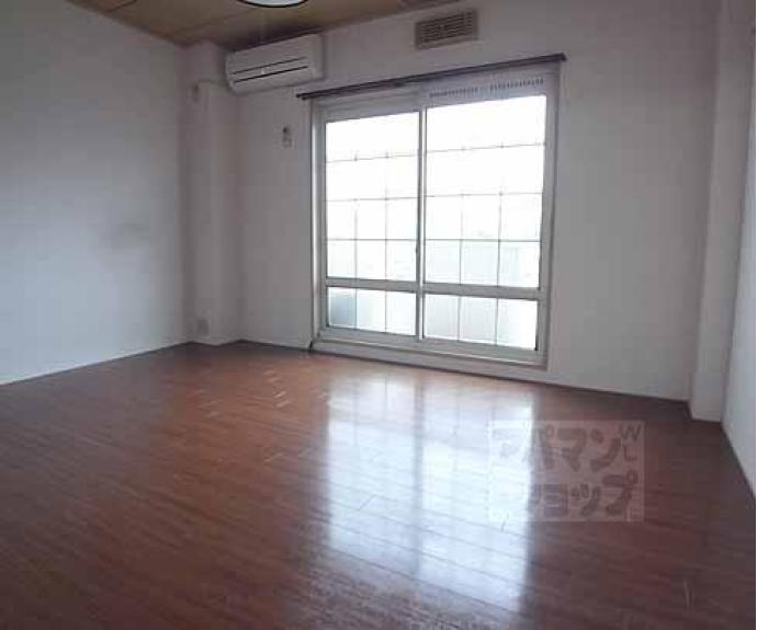 【ビラージュ深草】間取