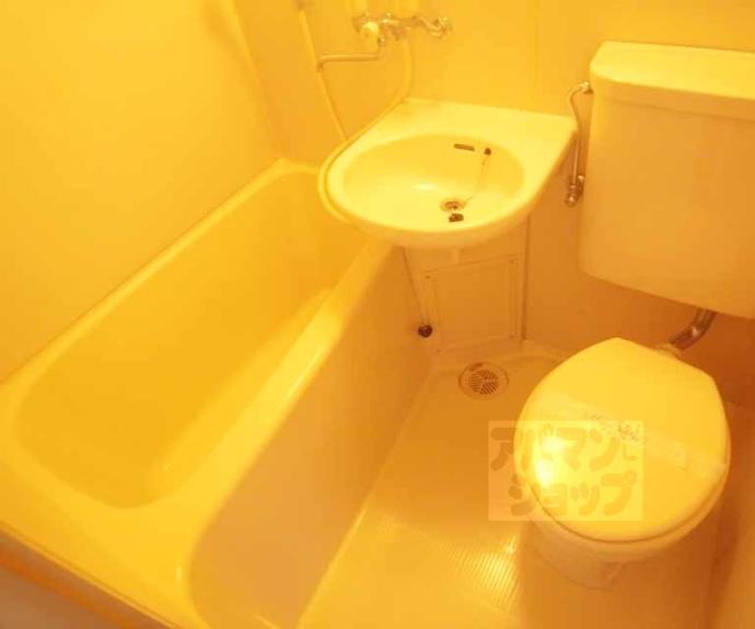 【サンアヴェニュー墨染】間取