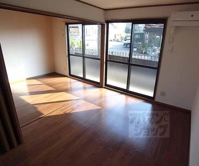 【ジュネス片山】間取