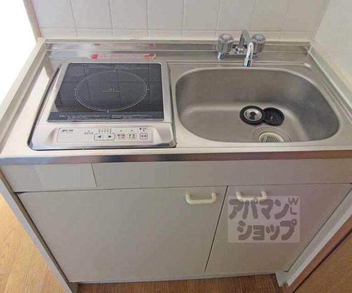 【ヴィラＩＳＨＩＫＡＷＡ】間取