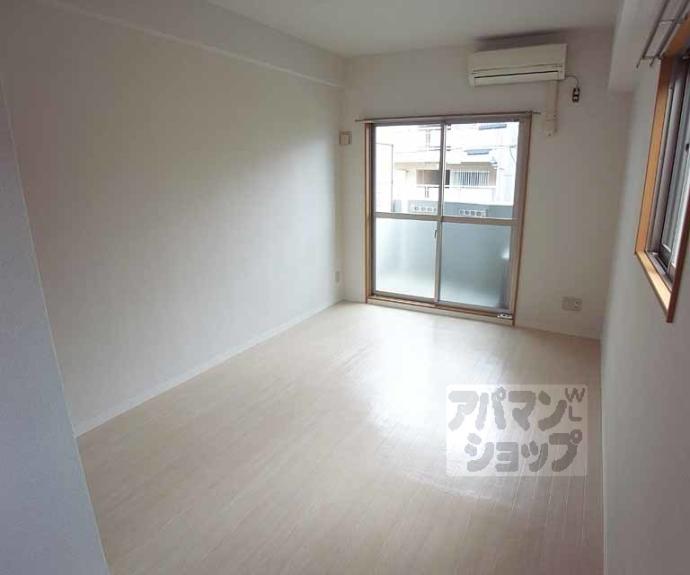 【エトワール深草】間取