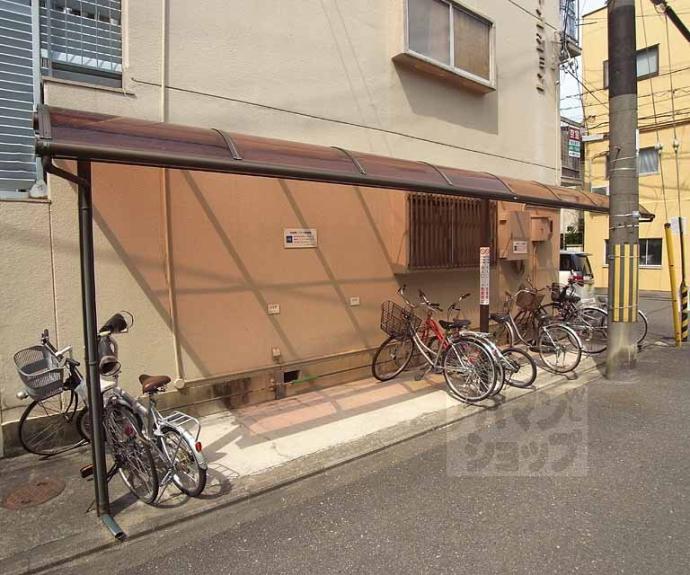 【稲荷マンション】間取