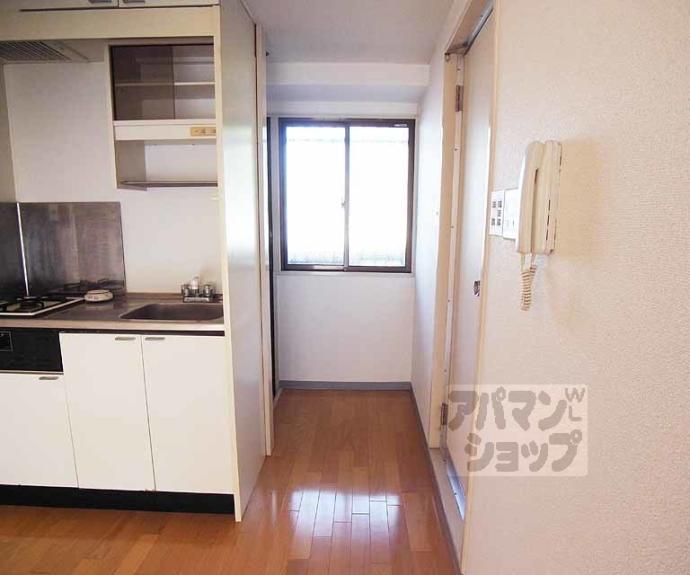 【ヴィーヴル藤の森】間取