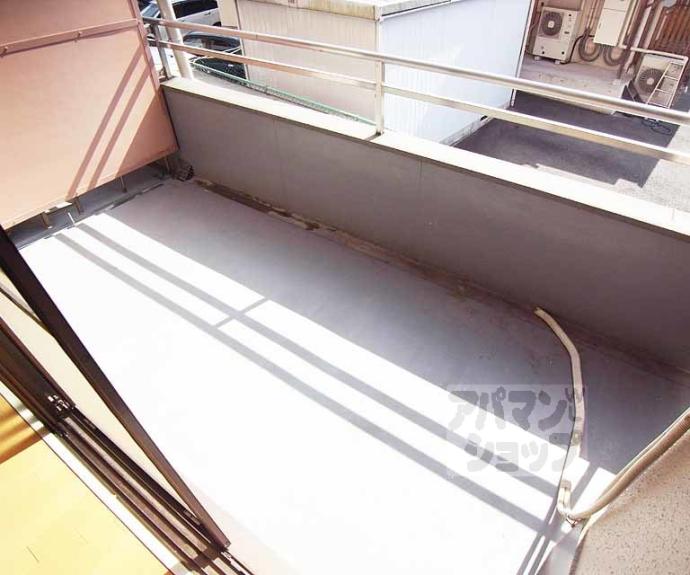 【ヴィーヴル藤の森】間取