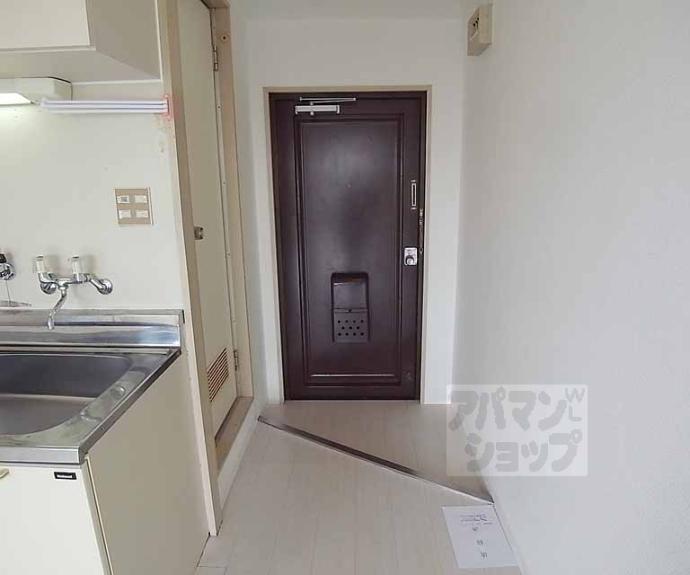 【ＡＵＢＵＲＮ　ＦＵＳＨＩＭＩ　ＭＯＭＯＹＡＭＡ】間取