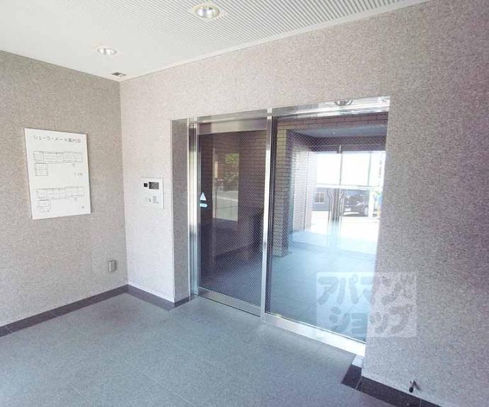 【ＣＨＥＺ　ＬＡ　ＭＥＲＥ】間取