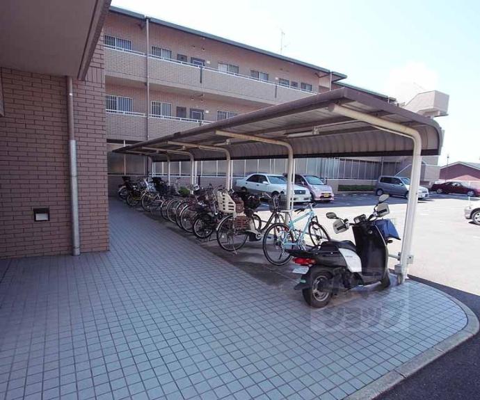 【ＣＨＥＺ　ＬＡ　ＭＥＲＥ】間取