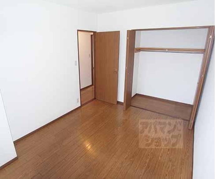 【ＣＨＥＺ　ＬＡ　ＭＥＲＥ】間取